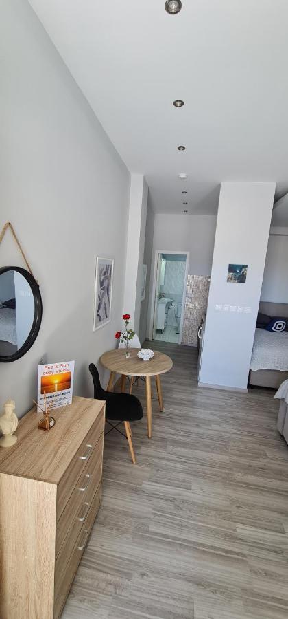 Sea&Sun cozy studio Kremastí Exterior foto